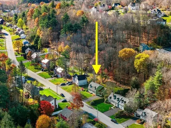 138 Fernwood Dr, Gardner, MA 01440