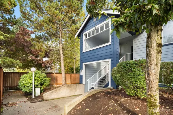 10825 SE 200th ST #H101, Kent, WA 98031