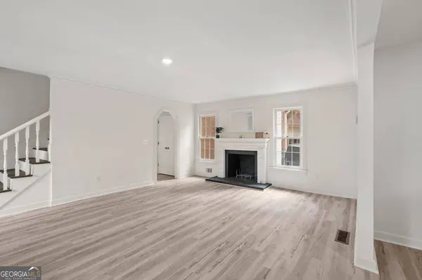 1375 Wenlock Edge CV, Stone Mountain, GA 30083