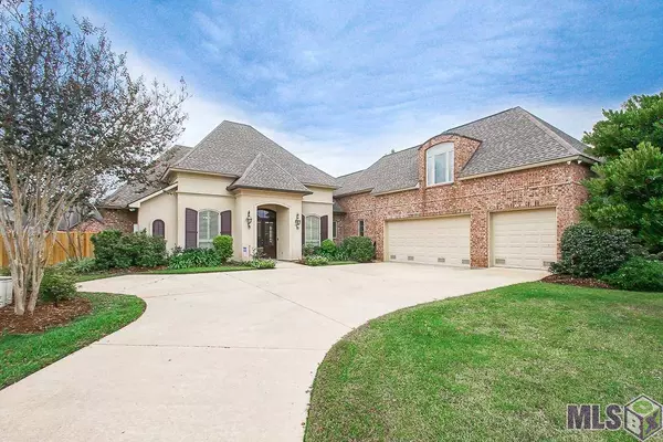 17728 E PURPLE MARTIN CT, Baton Rouge, LA 70816