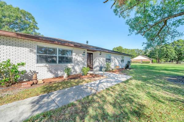 2505 S WIGGINS RD, Plant City, FL 33566