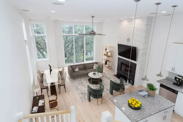 928 N Wolcott AVE #3, Chicago, IL 60622