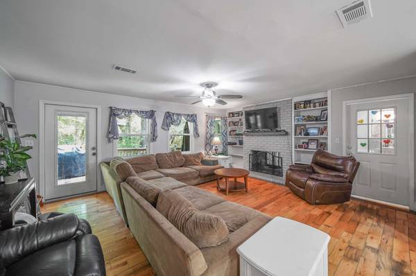 11552 Clear Creek Dr, Pensacola, FL 32514