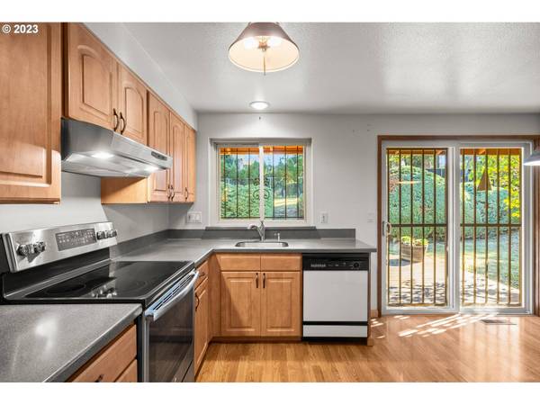 11695 SW FAIRVIEW LN, Portland, OR 97223