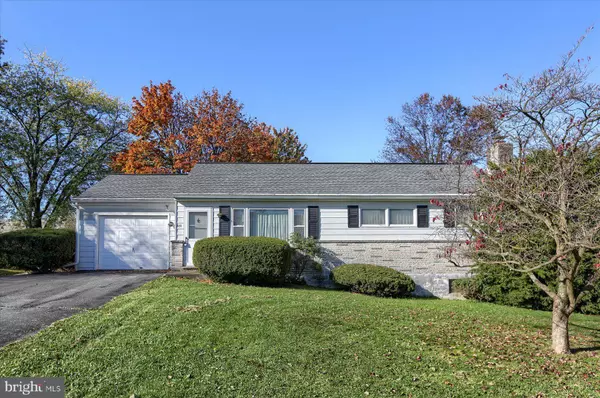 651 DIANE DR, Etters, PA 17319