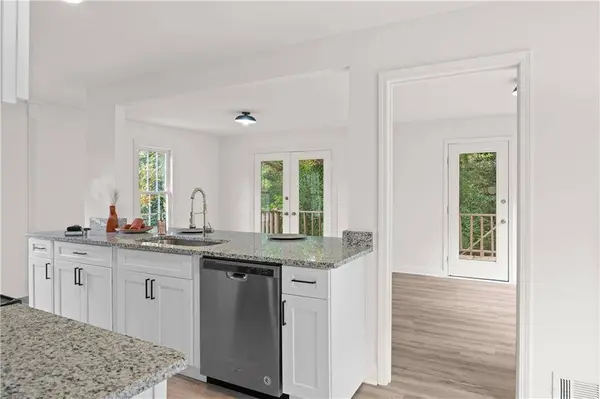 1375 Wenlock Edge CV, Stone Mountain, GA 30083