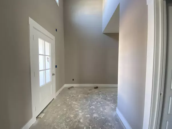 490 Spiderwort Dr, Clarksville, TN 37043