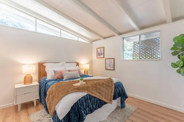 913 Syida DR, Pacific Grove, CA 93950