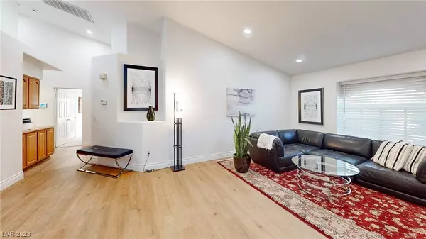 8033 Divernon Avenue, Las Vegas, NV 89149