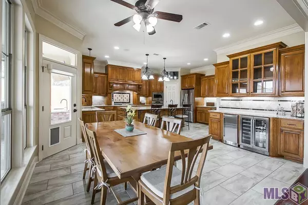 17728 E PURPLE MARTIN CT, Baton Rouge, LA 70816