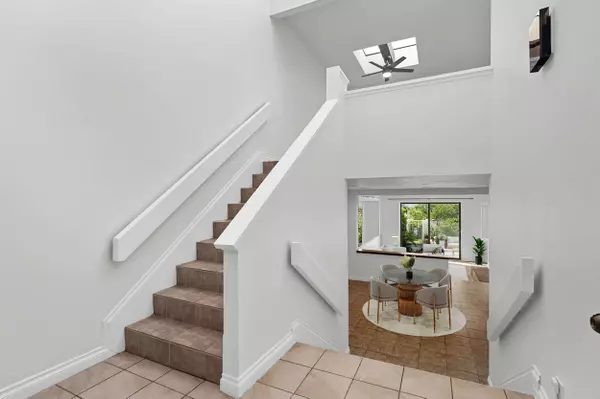 4884 Valdina Way, San Diego, CA 92124