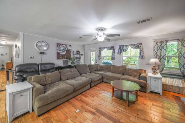 11552 Clear Creek Dr, Pensacola, FL 32514