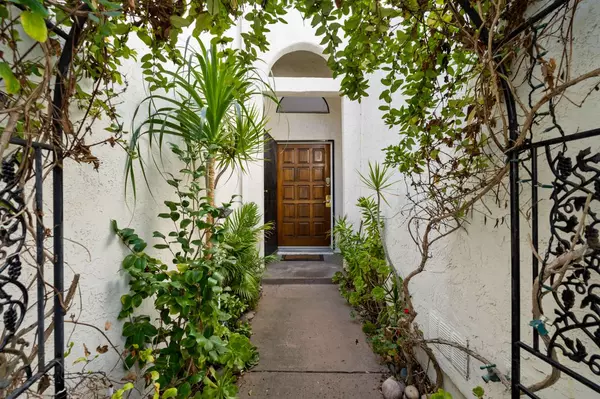 4884 Valdina Way, San Diego, CA 92124