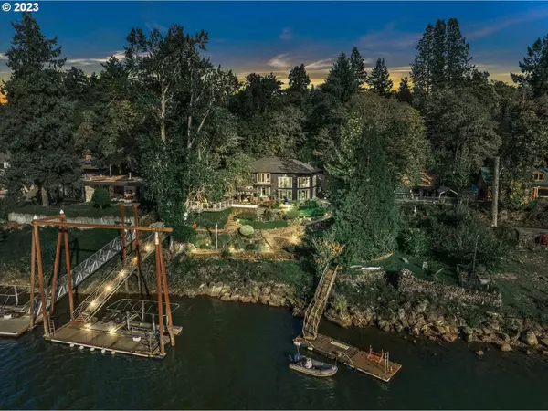 14225 SE FAIROAKS LN, Milwaukie, OR 97267