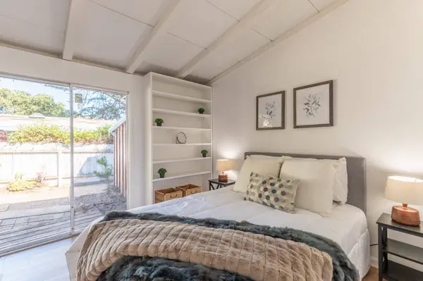 913 Syida DR, Pacific Grove, CA 93950