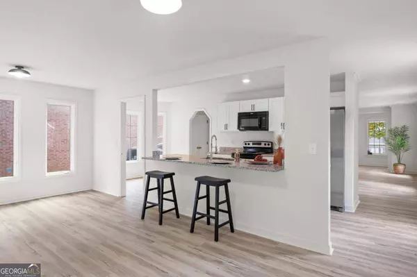 1375 Wenlock Edge CV, Stone Mountain, GA 30083