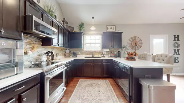 2049 Old Highway 431 #S, Greenbrier, TN 37073