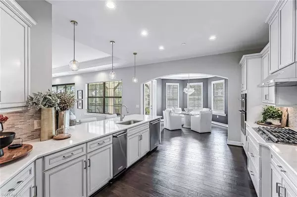 16452 Carrara WAY #9-102, Naples, FL 34110