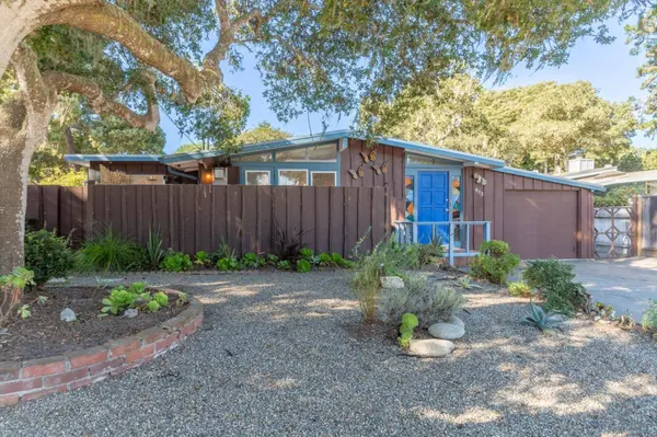 913 Syida DR, Pacific Grove, CA 93950