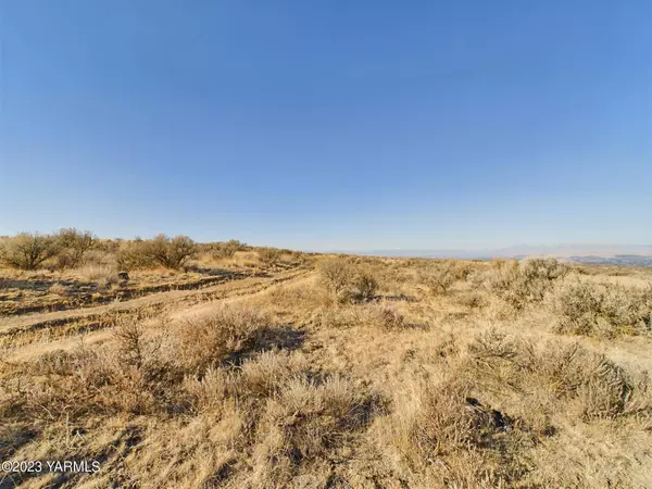 Short plat 82-105 Ave # lot 3, Yakima, WA 98901