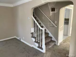 944 KINGS Highway N, Lincoln Park, MI 48146