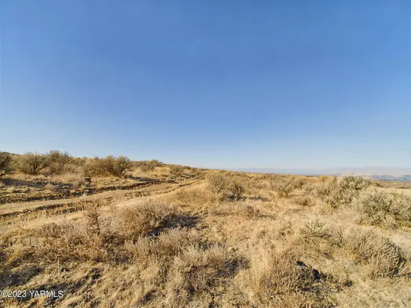 Short Plat 82-105 Ave # Lot 4, Yakima, WA 98901