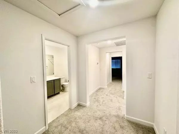 3558 Golden Chariot Avenue, Las Vegas, NV 89106