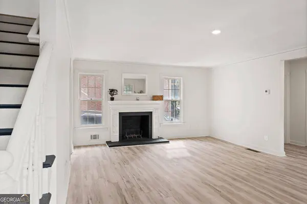 1375 Wenlock Edge CV, Stone Mountain, GA 30083