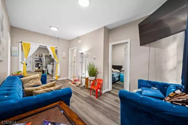 539 Union Ave, Paterson City, NJ 07522