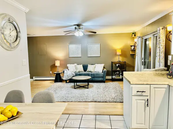 352 Main Street, Manalapan, NJ 07726