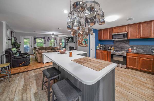 11552 Clear Creek Dr, Pensacola, FL 32514