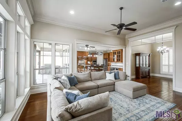 17728 E PURPLE MARTIN CT, Baton Rouge, LA 70816