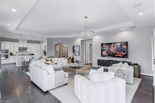 16452 Carrara WAY #9-102, Naples, FL 34110