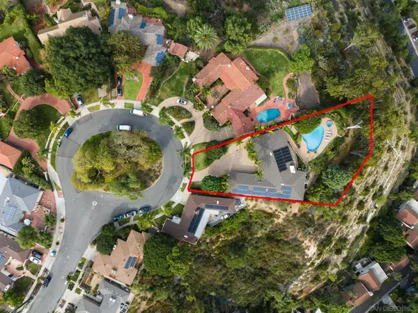 4351 Ridgeway Dr, San Diego, CA 92116