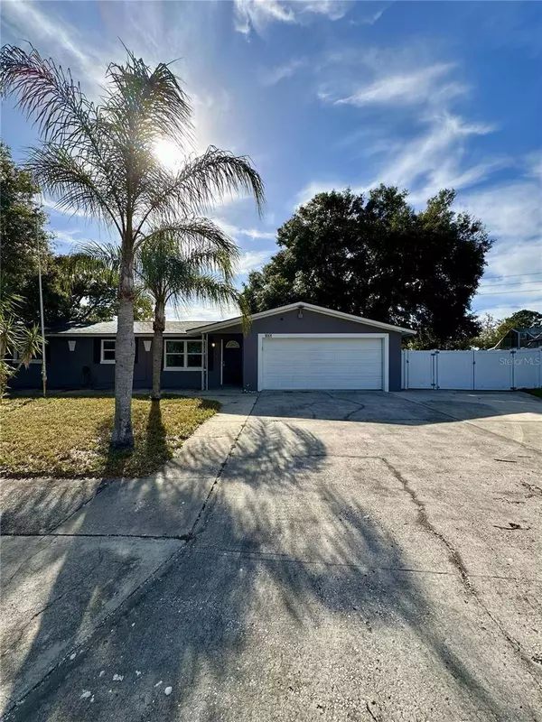 1001 IDLEBRIAR WAY, Tarpon Springs, FL 34689