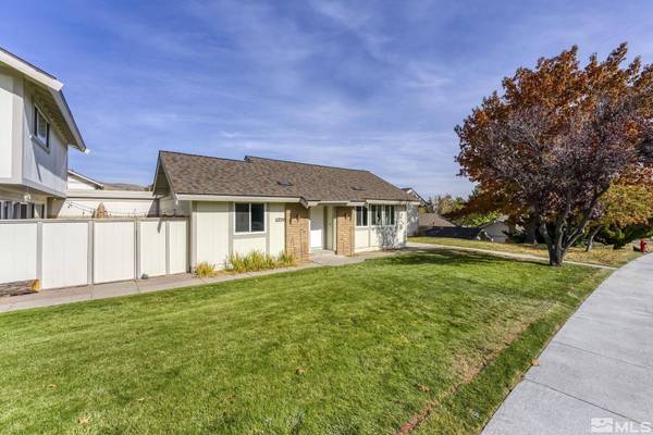 1204 Laredo Ct, Reno, NV 89509