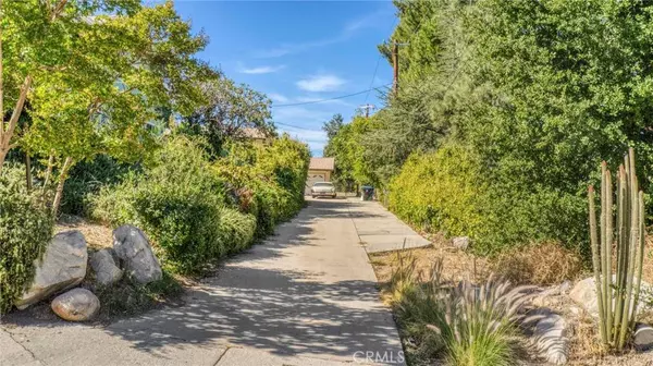 11443 Caern AVE, Tujunga, CA 91042