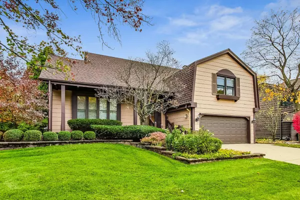 1341 Wessling DR, Northbrook, IL 60062