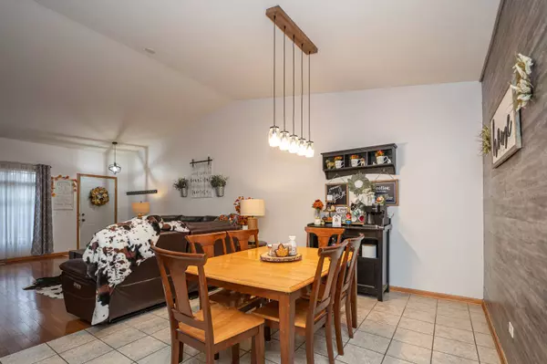 2614 George AVE #66, Joliet, IL 60435