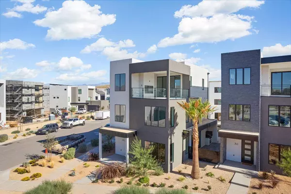 771 W Sapphire LN, St George, UT 84790