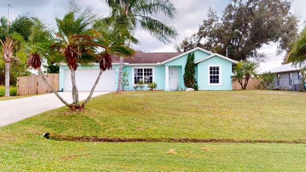 377 SW Kestor DR, Port Saint Lucie, FL 34953