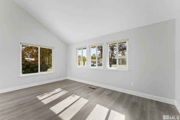 1204 Laredo Ct, Reno, NV 89509