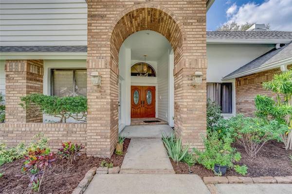 1934 DOWNING PL, Palm Harbor, FL 34683