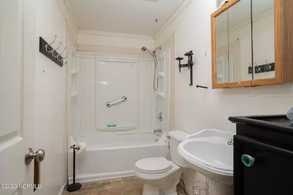 9159 Speights Chapel Road, Whitakers, NC 27891