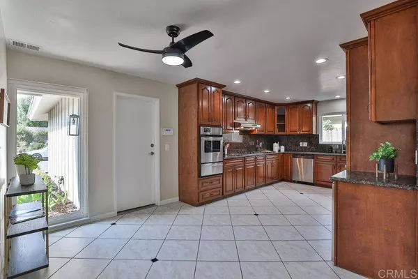 4585 Berwick Dr, San Diego, CA 92117