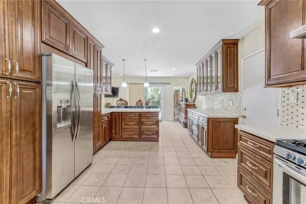 11443 Caern AVE, Tujunga, CA 91042