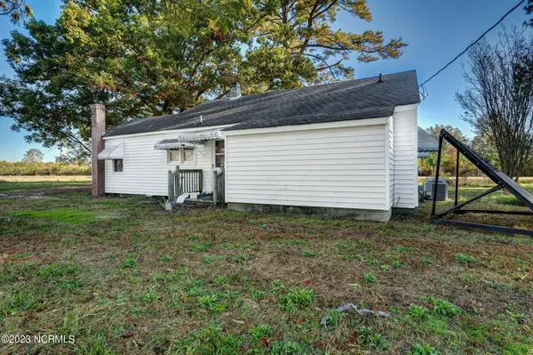 9159 Speights Chapel Road, Whitakers, NC 27891