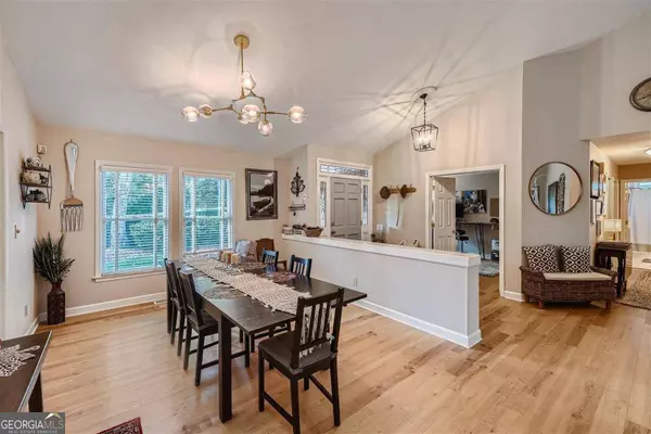 8515 Steeple Chase DR, Roswell, GA 30076