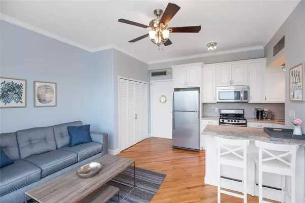 2109 BAYSHORE BLVD #303, Tampa, FL 33606