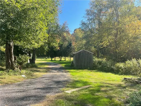 62 Bishop Crossing Road, Plainfield, CT 06374